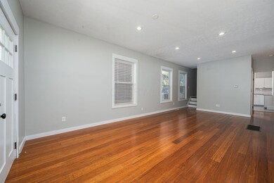 9-web-or-mls-1786 E Rich St-9