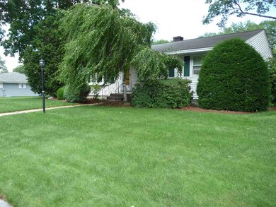 99 Mayflower Dr, Manchester, NH 03104 - photo 7