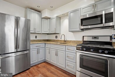 6403 Country Club Ct, Hyattsville, MD 20785 - photo 4