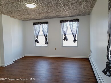 1318 Jefferson Ave unit 2, Scranton, PA 18509 - photo 5