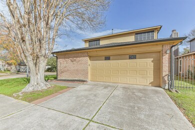 7862 Greenedge Dr, Houston, TX 77040 - photo 2