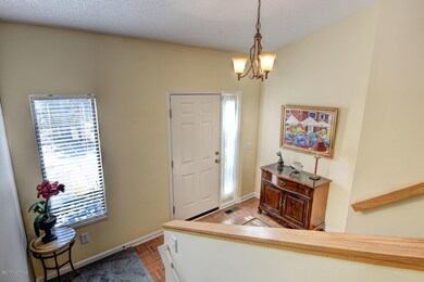 966 Birch Creek Dr Wilmington-large-005-
