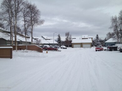 Street View (Cul-de-sac) Facing Eastward