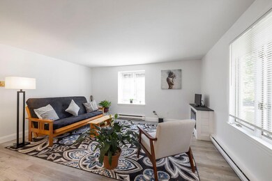 8 High Bluff Dr unit 4, Kennebunk, ME 04043 - photo 6