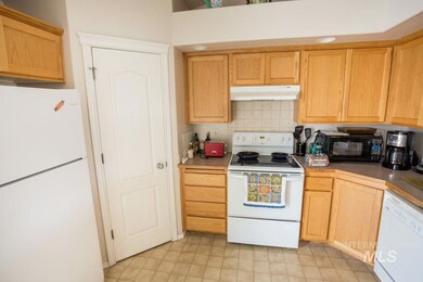 1113 W Odessa Ct, Nampa, ID 83686 - photo 6