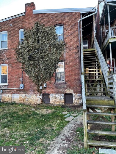 18 East Ave, Hagerstown, MD 21740 - photo 2