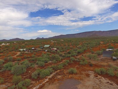Has some flood plain