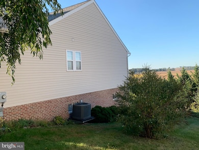 121 Colton Ct, Smithsburg, MD 21783 - photo 4