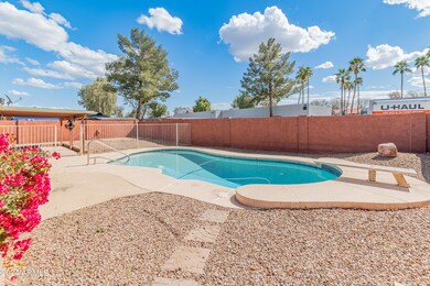 3237 W Campo Bello Dr, Phoenix, AZ 85053 - photo 6