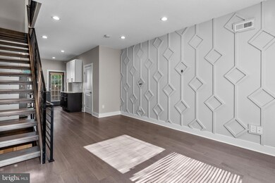 1423 S Taylor St, Philadelphia, PA 19146 - photo 5