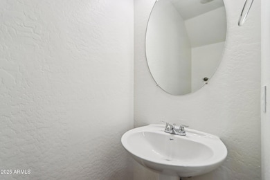 4768 E Waterman St unit 101, Gilbert, AZ 85297 - photo 6