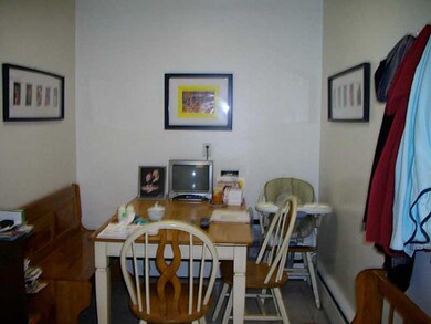 Kitchen. BREAKFAST AREA