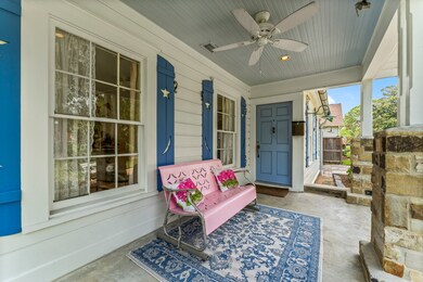 319 W 32nd St, Houston, TX 77018 - photo 5