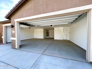 Garage 2