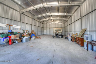 WORKSHOP/GARAGE