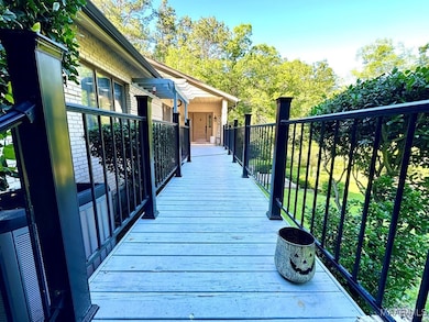 1061 Faust Ave, Ozark, AL 36360 - photo 3