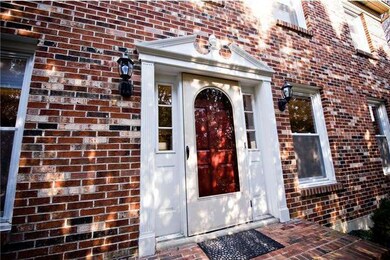 720 Windsor Place, Wallingford, PA 19086 - photo 2