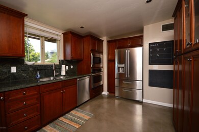 Linden Kitchen