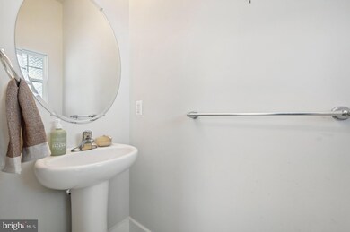 2808 Town View Cir, New Windsor, MD 21776 - photo 7