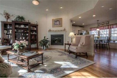 18 Cottage Ln, Pembroke, MA 02359 - photo 4