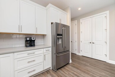 342 N Indiana Ave, Crown Point, IN 46307 - photo 7