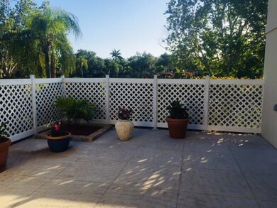 5 Amherst Ct unit C, Royal Palm Beach, FL 33411 - photo 6