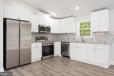 9330 Tulsemere Rd, Randallstown, MD 21133 - photo 6