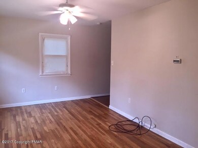 321 Spring Lake Dr, Canadensis, PA 18325 - photo 5