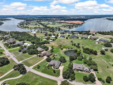 1718 Bent Tree Ct, Granbury, TX 76049 - photo 3