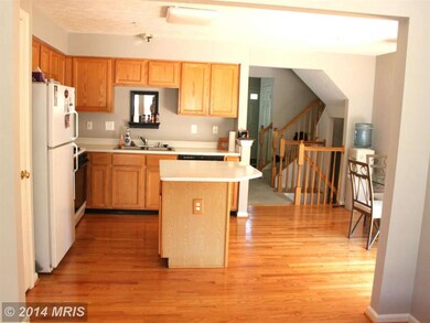 4977 Lockard Dr, Owings Mills, MD 21117 - photo 7