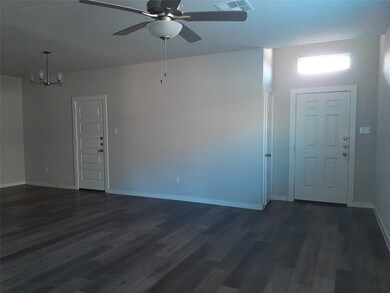 9728 Grosbeak Ln, Magnolia, TX 77354 - photo 6