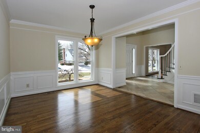 12720 Heatherford Place, Fairfax, VA 22030 - photo 3