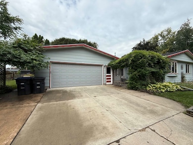 182 S Humphrey Cir, Shawano, WI 54166 - photo 3