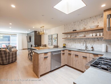 MLS - 205 E Durant Street - Photo-1