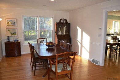 700 Sachem Cir, Slingerlands, NY 12159 - photo 5