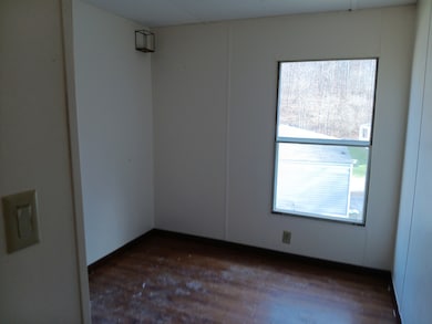 1000 Maple Hills Park unit 180, Cross Lanes, WV 25313 - photo 6