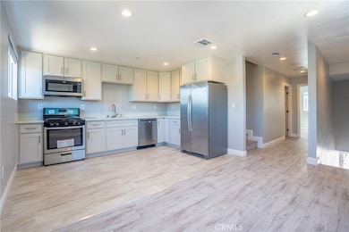 2123 West Blvd, Los Angeles, CA 90016 - photo 3