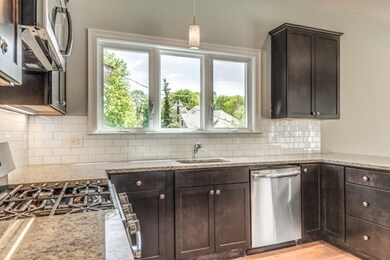 242 Poplar St unit 3, Roslindale, MA 02131 - photo 3