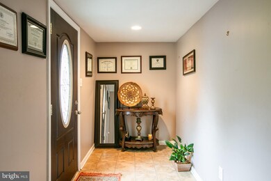 35 Bently Ln, Willingboro, NJ 08046 - photo 2