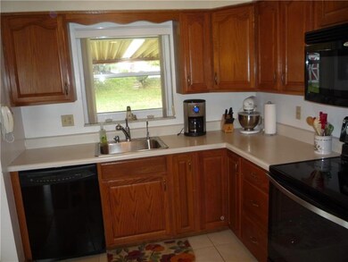 updated kitchen w/plenty of counter space