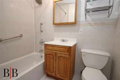 Master en-suite  Full Bathroom