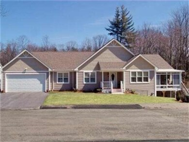 53 Virginia Dr unit 65, Rochdale, MA 01542 - photo 2