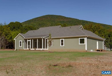 424 Hunters Point, Nellysford, VA 22958 - photo 4