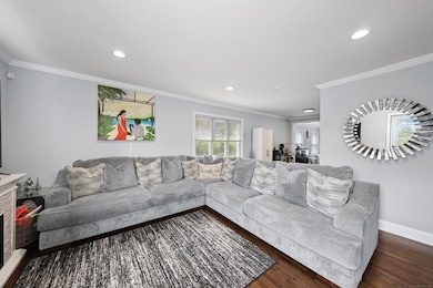 30 Warm Earth Rd, Naugatuck, CT 06770 - photo 7