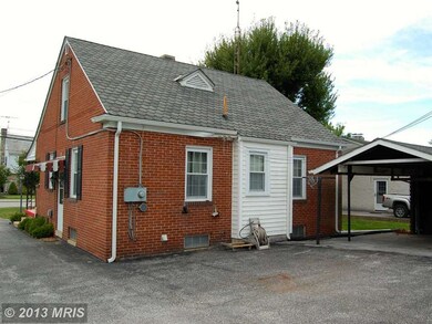 339 E Baltimore St, Taneytown, MD 21787 - photo 2