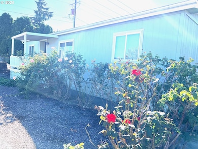 2150 Laura St unit 119, Springfield, OR 97477 - photo 2