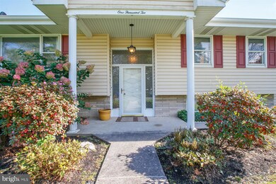 1002 E Maple St, Palmyra, PA 17078 - photo 4