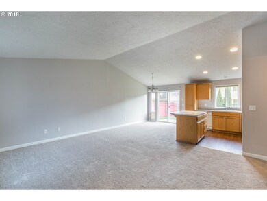 1045 Cascade Ln, Molalla, OR 97038 - photo 5