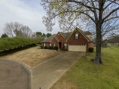 1680 Cedar Lake Cove