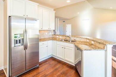 534 Parkside Ct unit 16, Chelsea, MI 48118 - photo 6